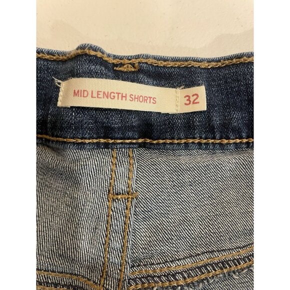 LEVI'S SHORTS 32 Blue Denim Jean Levis Distressed Summer Outdoor Beach Casual - Picture 3 of 6